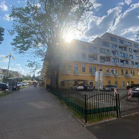 A-partman Sk - Main Square - Private Parking - Mountain View - Floor - 82 M2 * Πόπραντ