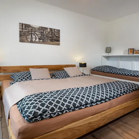 A-partman Sk - Main Square - Private Parking - Mountain View - Floor - 82 M2 Poprad