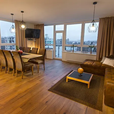 A-partman Sk - Main Square - Private Parking - Mountain View - Floor - 82 M2 Διαμέρισμα Πόπραντ